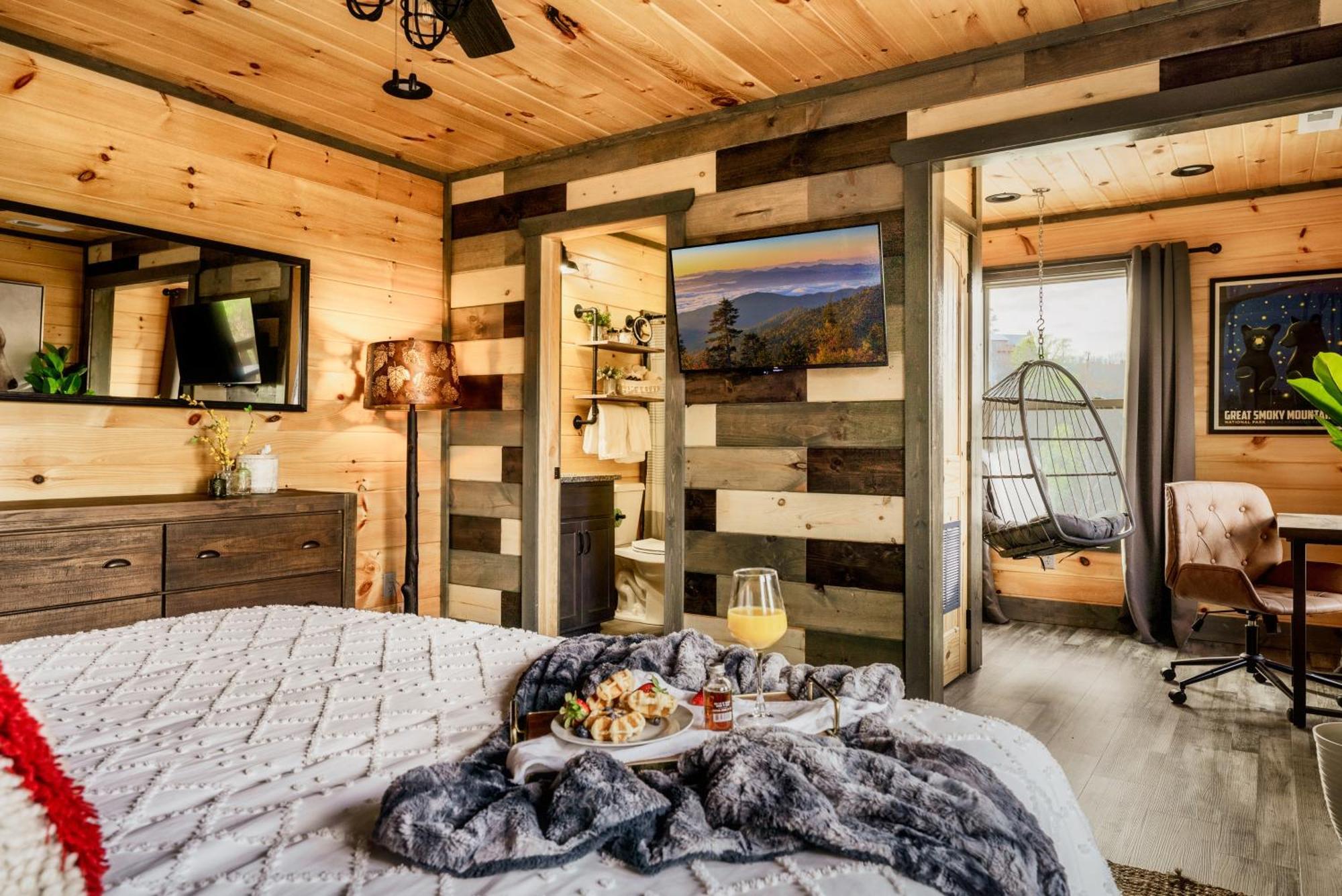 Mountainscape - Brand New Cabin W Views - Hottub - Firetable - Ps5 - Pooltable - 3 Pools Гатлінбург Екстер'єр фото